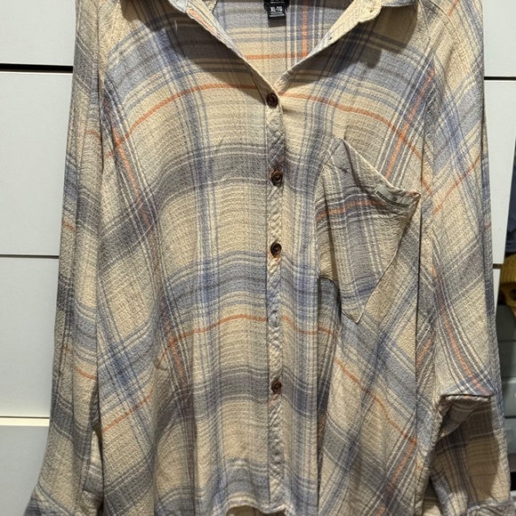 BDG Urban Outfitters Flannel - Picture 3 of 5
